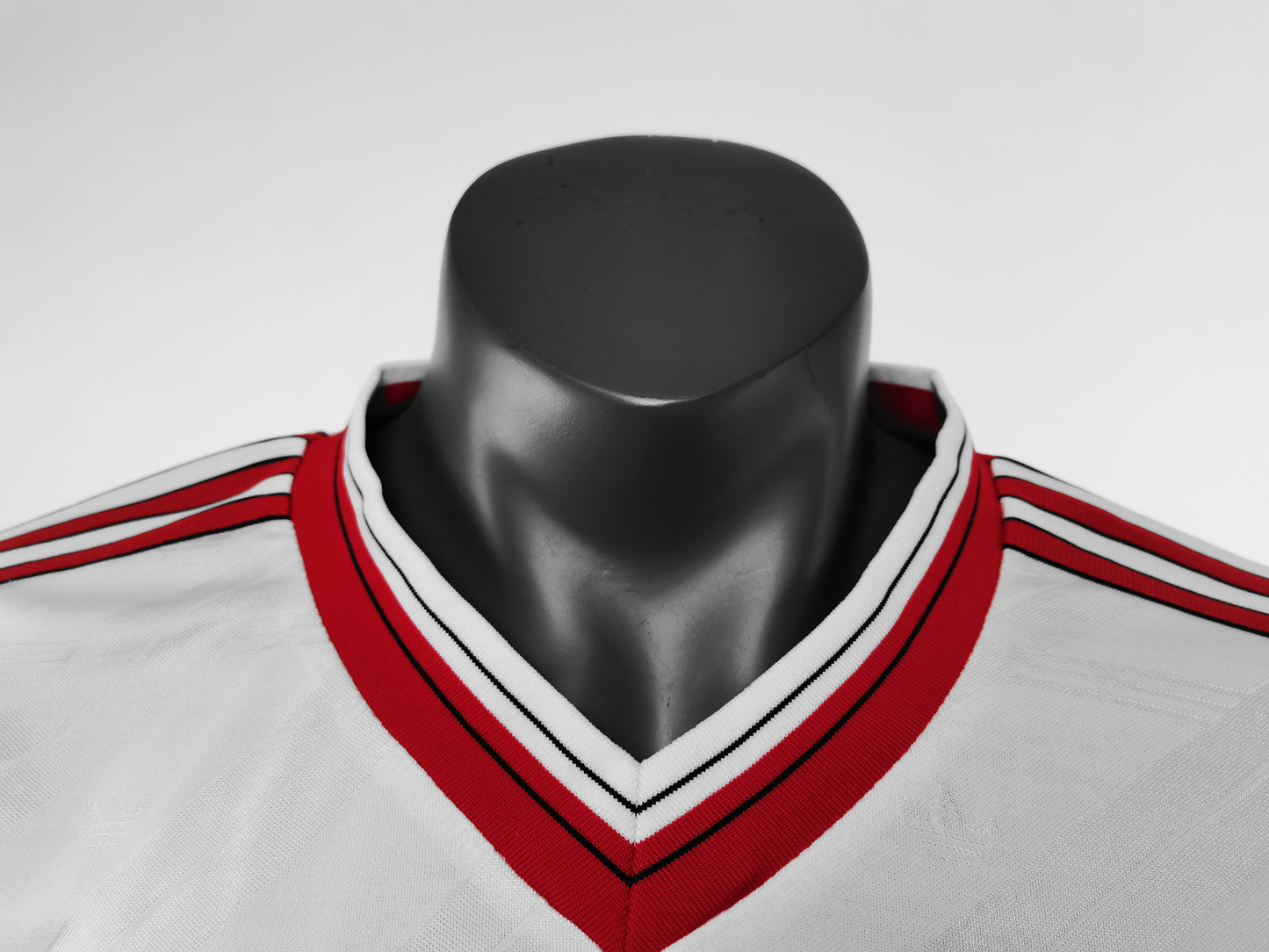 Camisola Retro Manchester United 1986/1987 - Alternativo