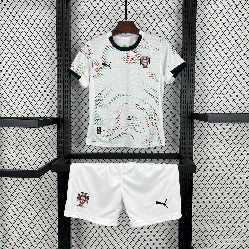Conjunto Infantil Portugal 2025/2026 - Alternativo