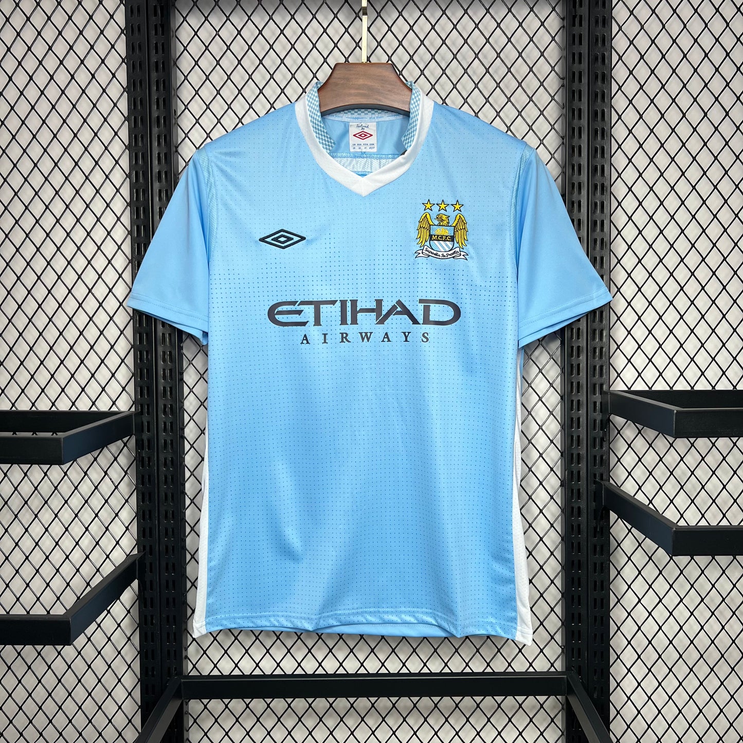 Camisola Sergio Agüero Retro Manchester City 2011/2012 - Principal