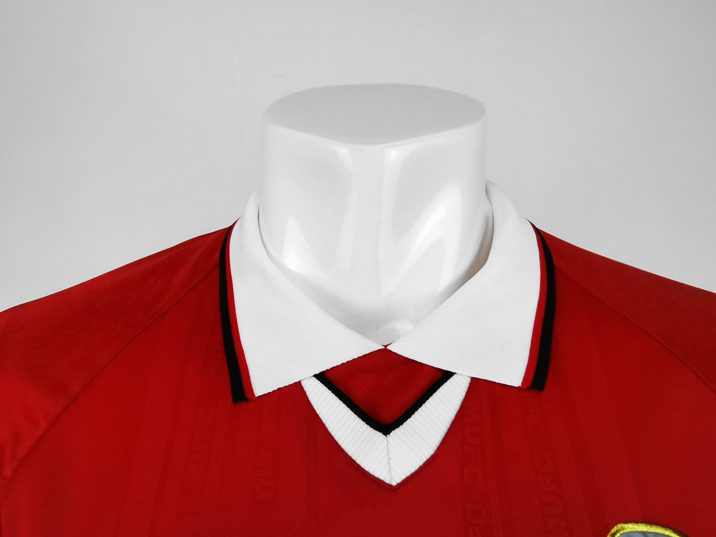 Camisola Comprida Retro Manchester United 1999/2000 - Principal