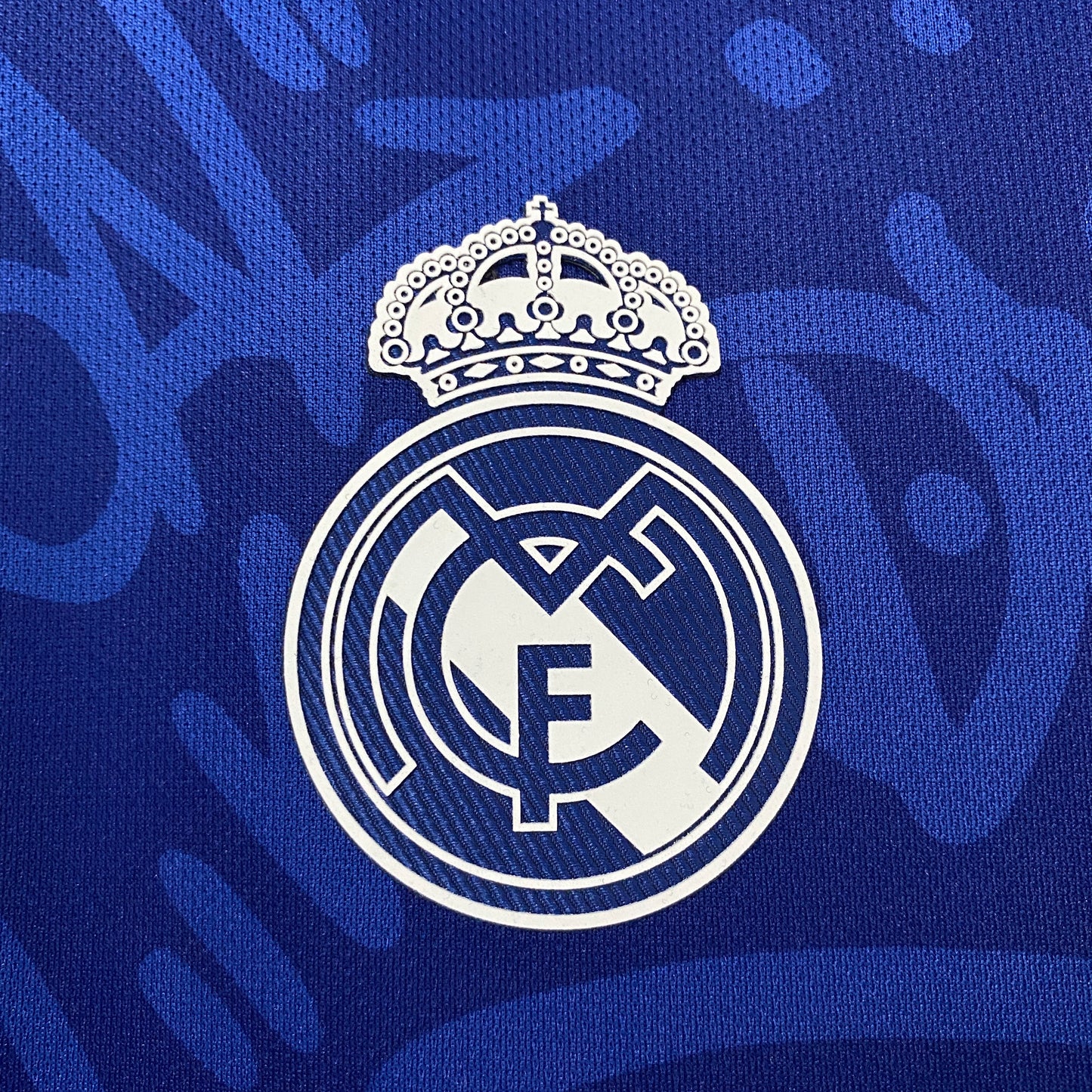 Camisola Retro Real Madrid 2021/2022 - Alternativo