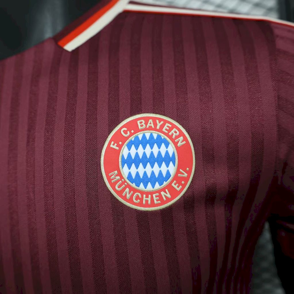 Camisola Bayern Munich 2025/2026 - Red Terrace Icons Edição Especial
