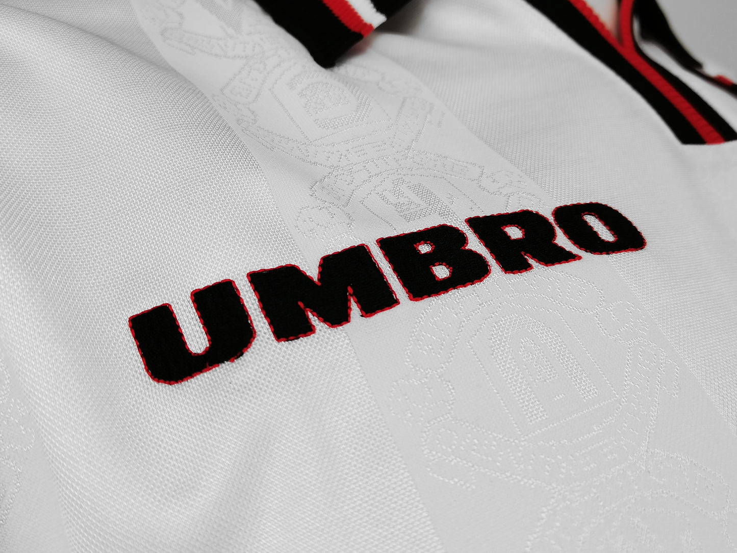 Camisola Comprida Retro Manchester United 1998/1999 - Alternativo