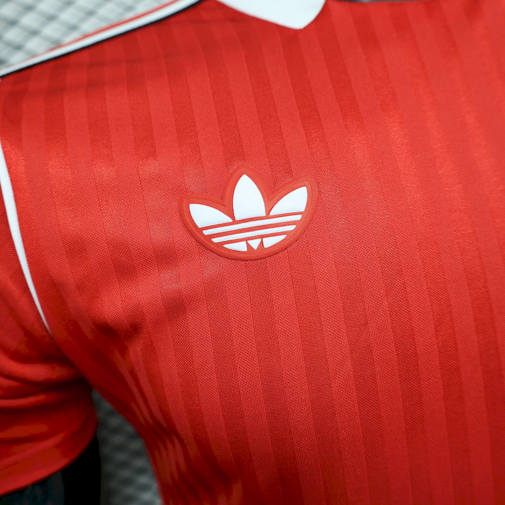 Camisola Manchester United FC 2025/2026 - Red Terrace Icons Special Edition