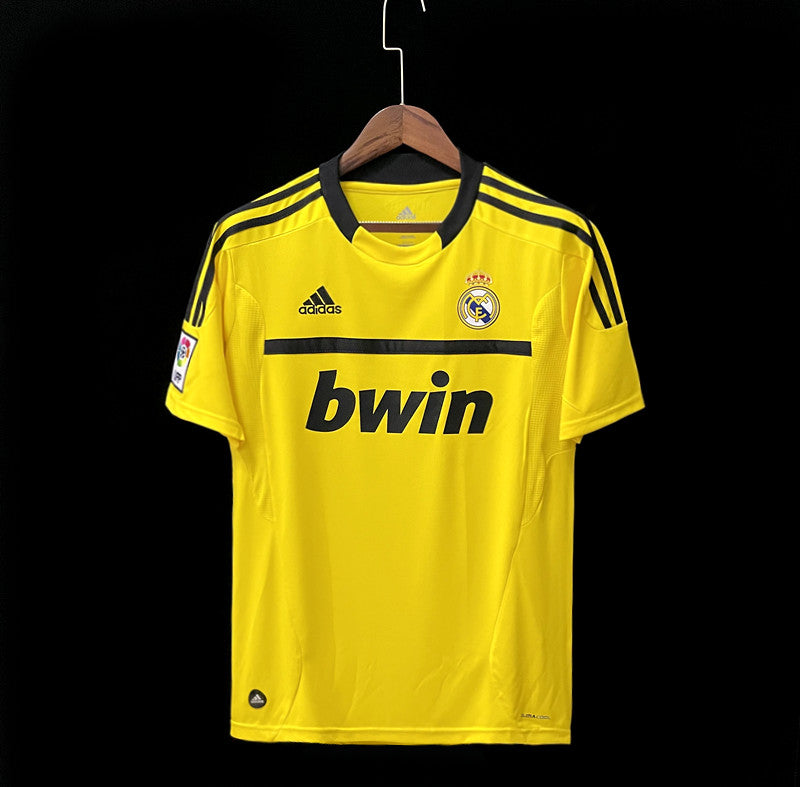 Camisola Retro Real Madrid 2011/2012 - Goalkeeper Yellow