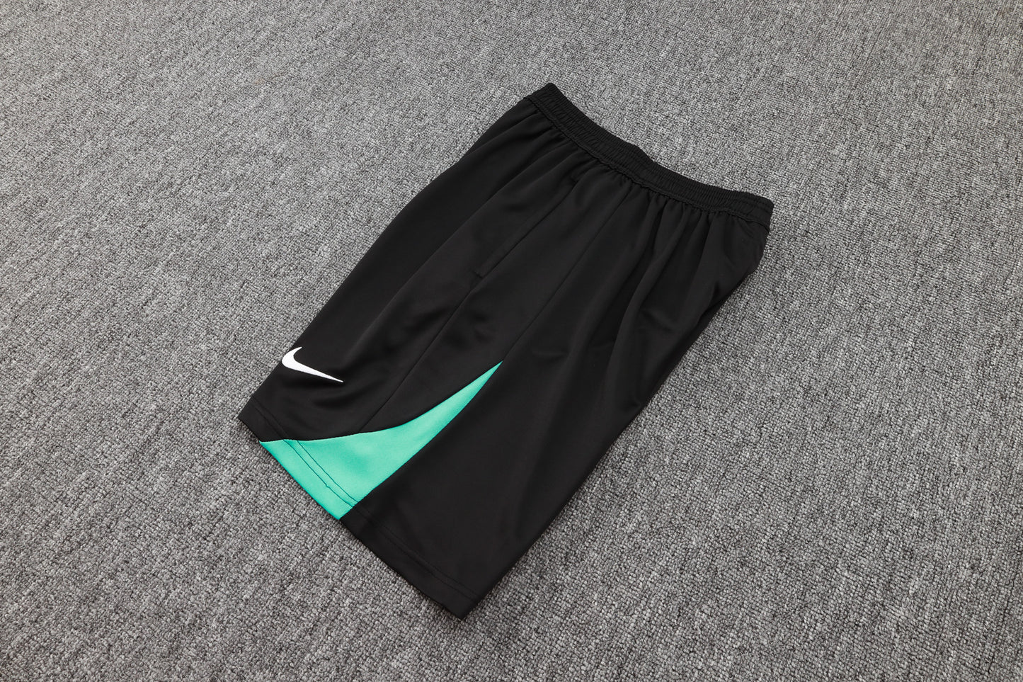 Camisola Nacional Portugal 2024/2025 - Pré-Jogo/Treino Preto Especial