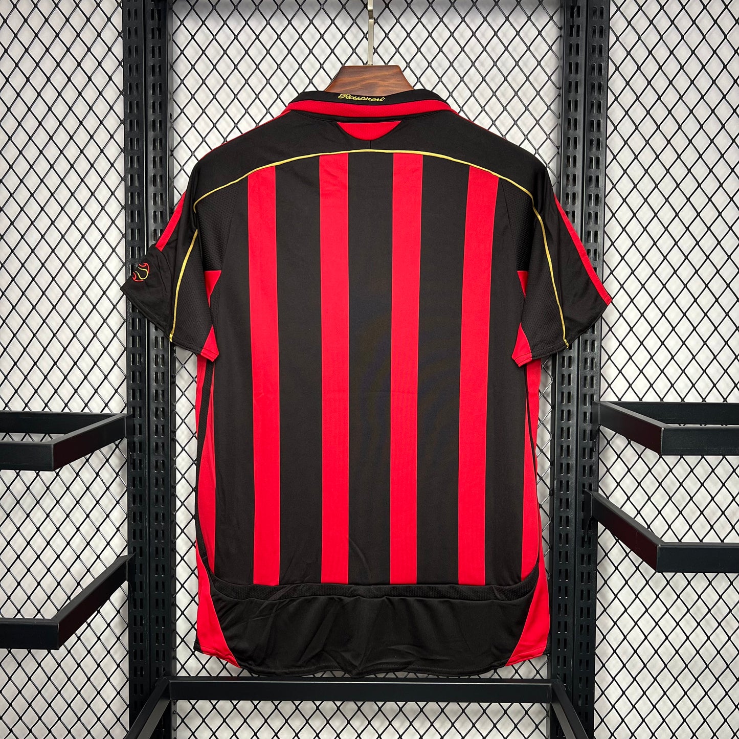 Camisola Retro AC Milan 2006/2007 - Principal