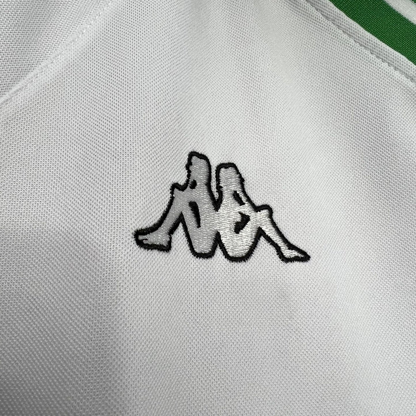 Camisola Retro Werder Bremen 2001/2002 - Alternativo