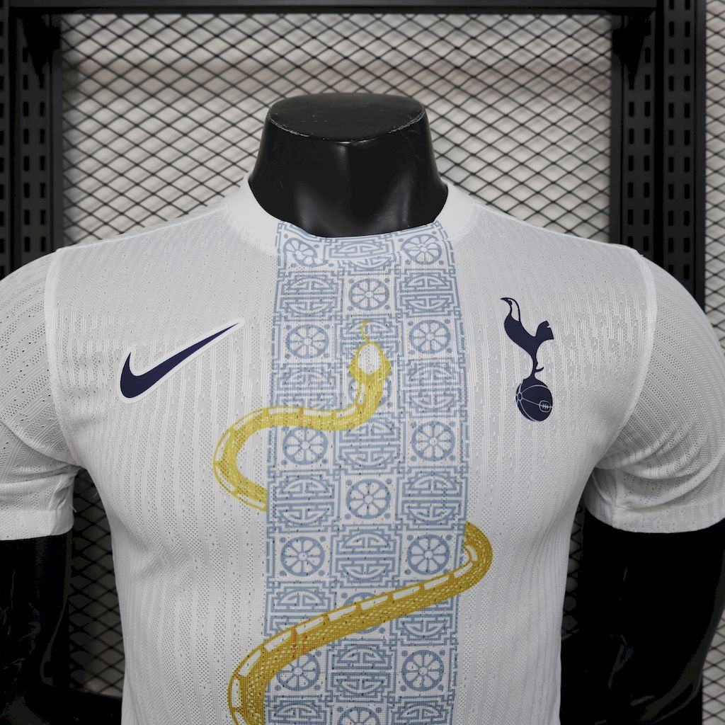 Camisola Tottenham 2025/2026 - White & Gold Snake Special Edition