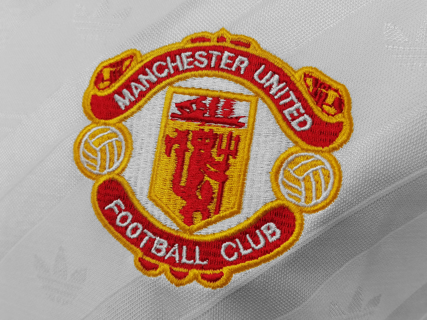 Camisola Comprida Retro Manchester United 1986/1987 - Alternativo