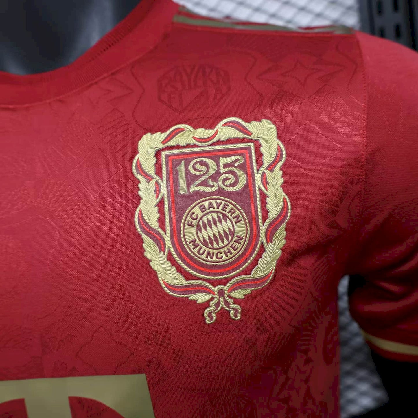 Camisola Bayern Munich 2025/2026 - Edição Especial 125 Anos