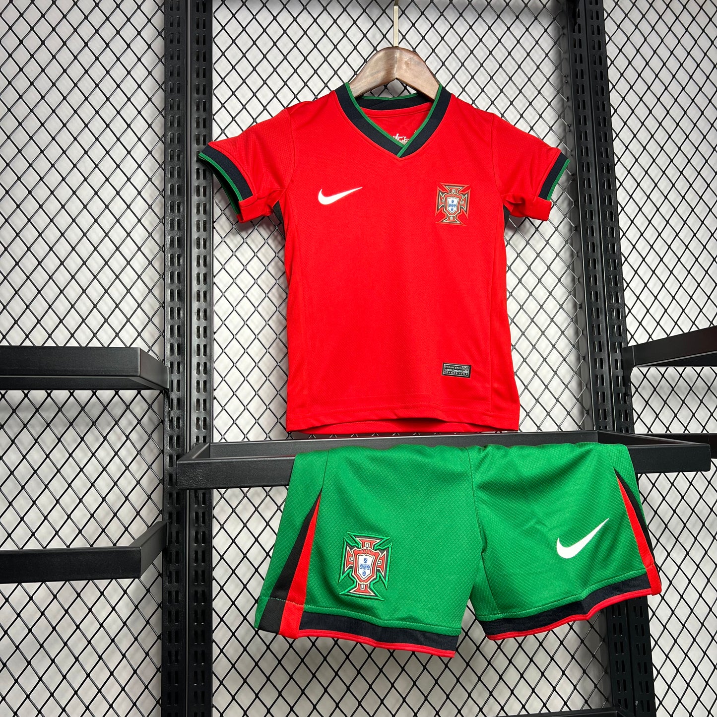 Conjunto Infantil Portugal 2024/2025 - Principal