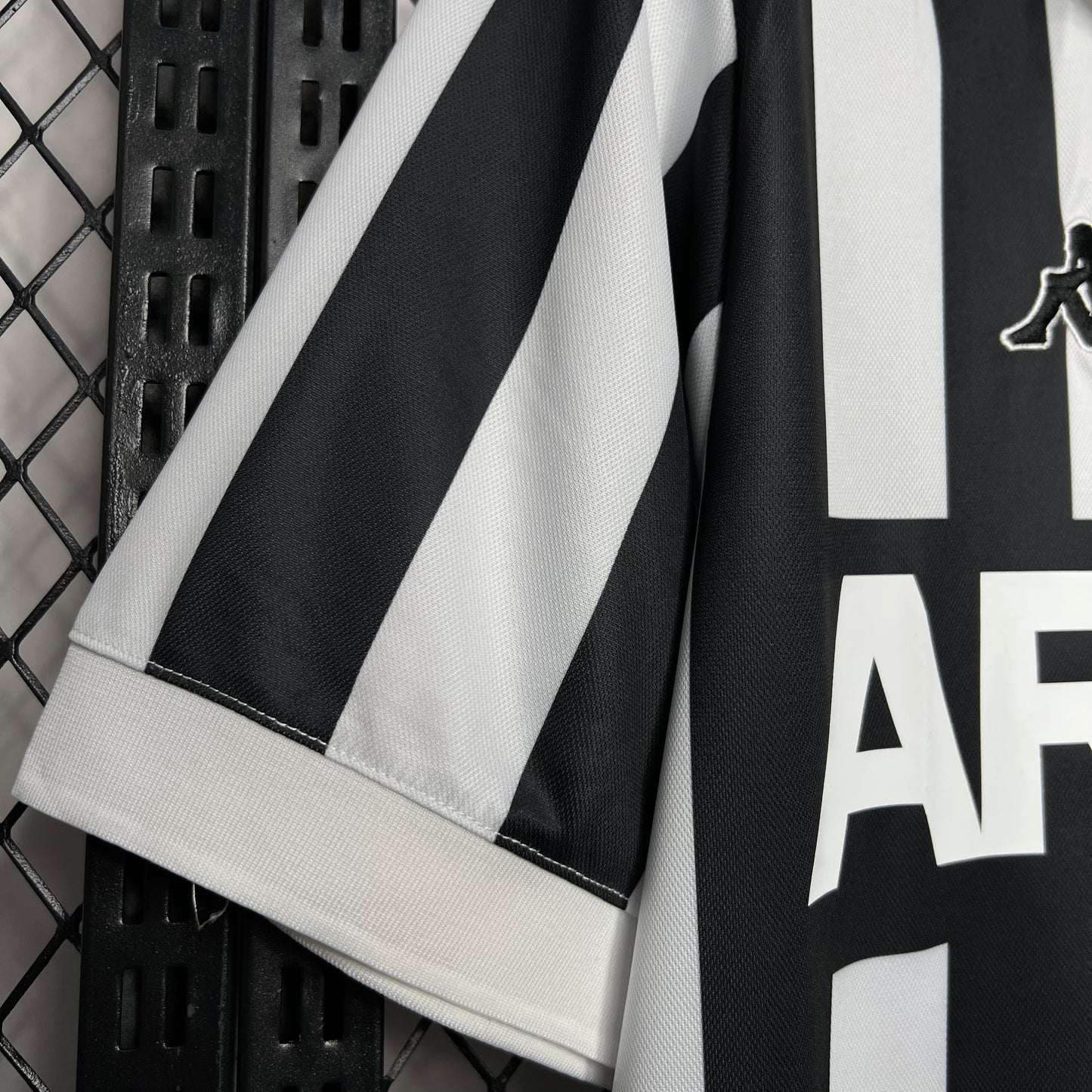 Camisola Retro Juventus 1984/1985 - Principal