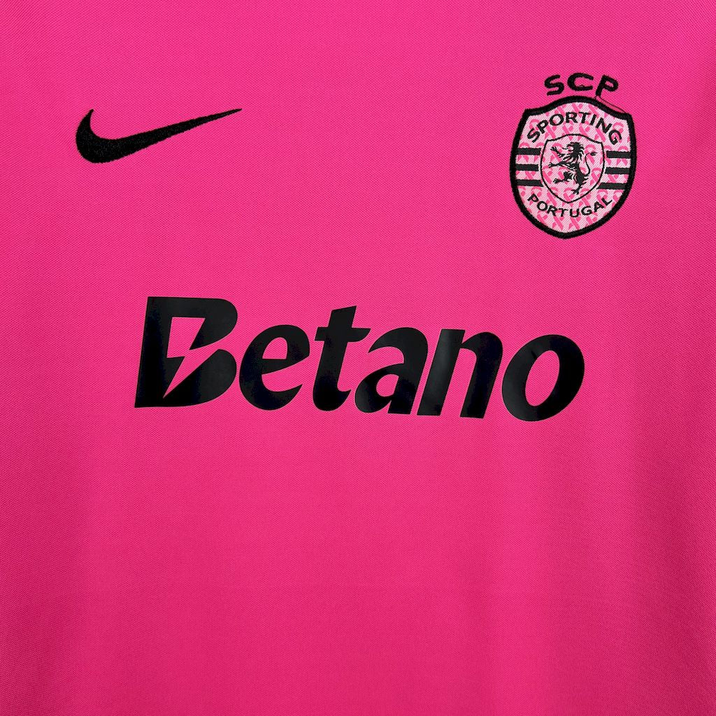 Conjunto Infantil Sporting CP 2024/2025 - Pink Kids Kit