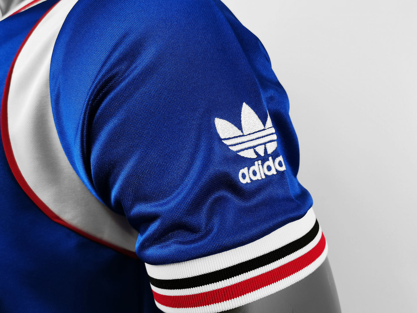 Camisola Retro Manchester United 1985/1986 - 3.º Equipamento