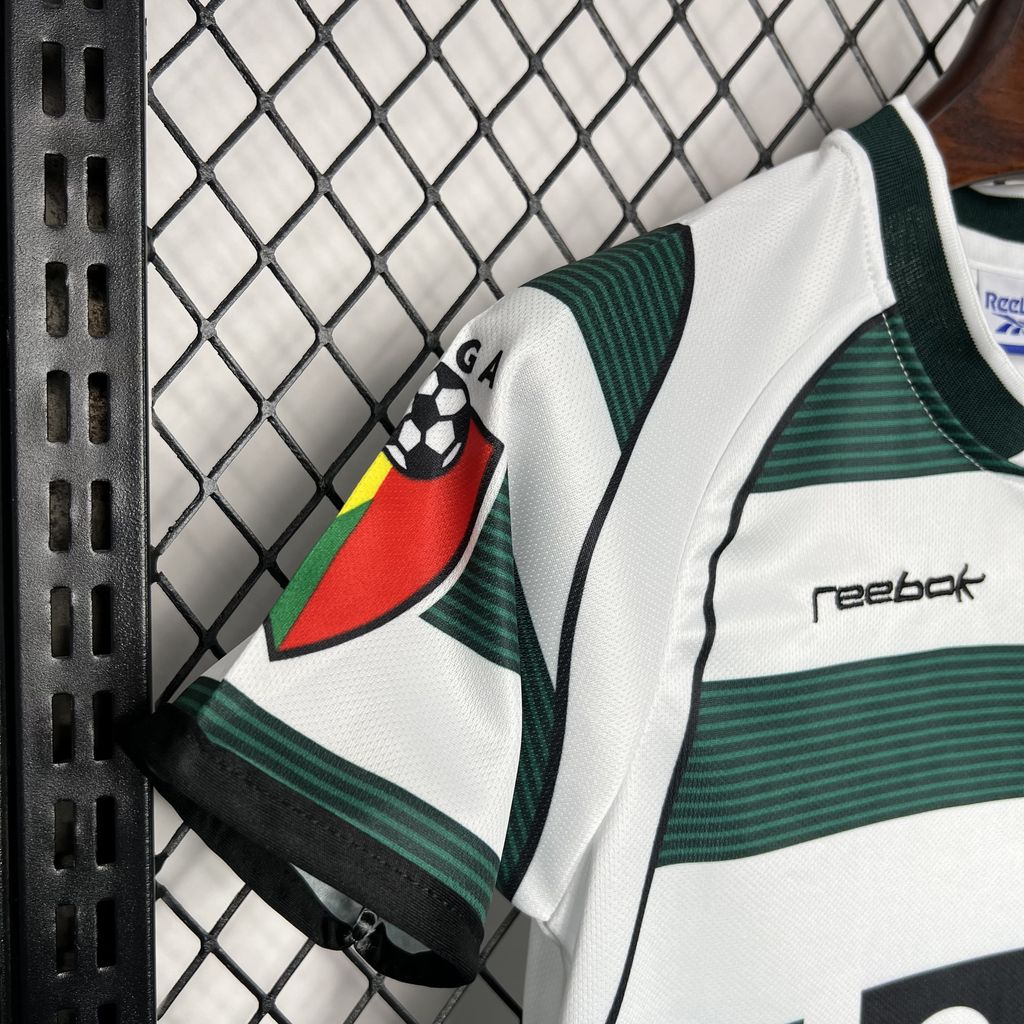 Conjunto Infantil Sporting CP 2001/2002 - Principal