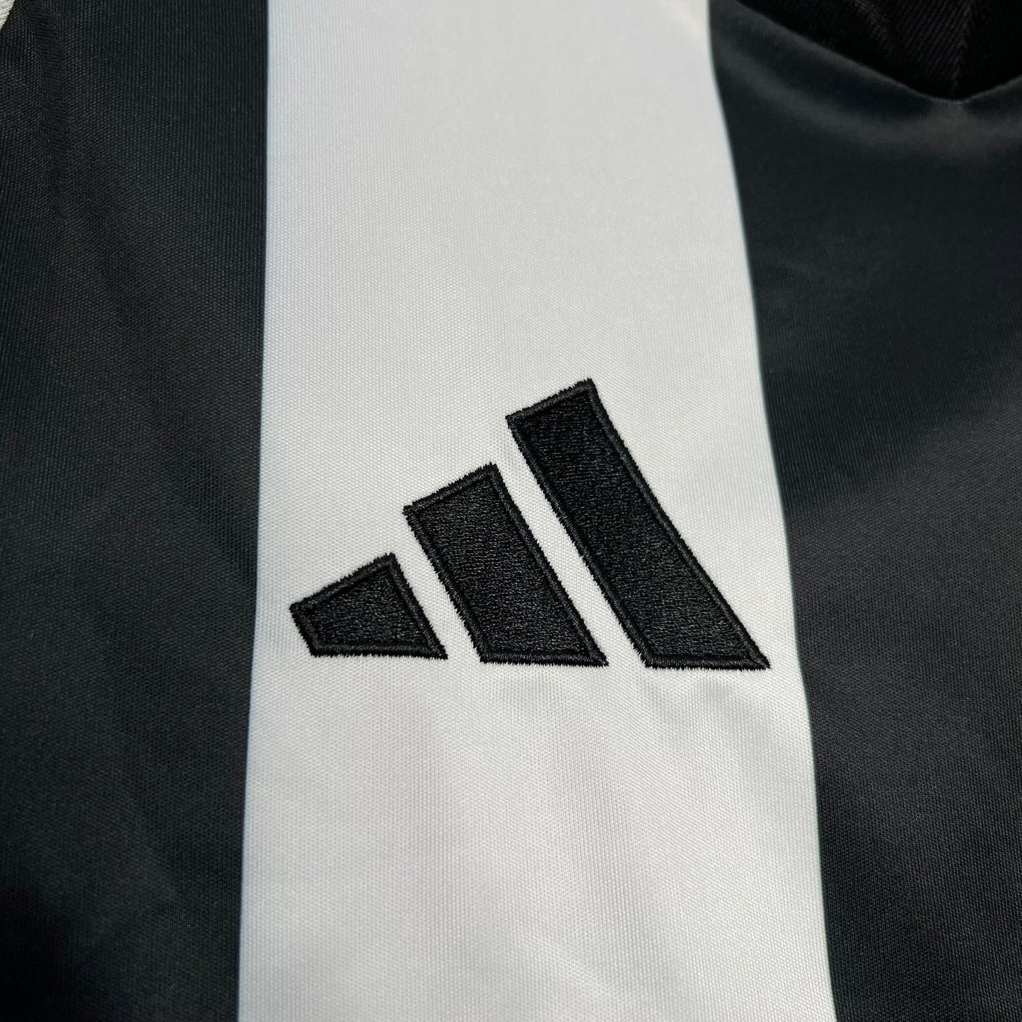 Camisola Newcastle FC 2024/25 - Principal