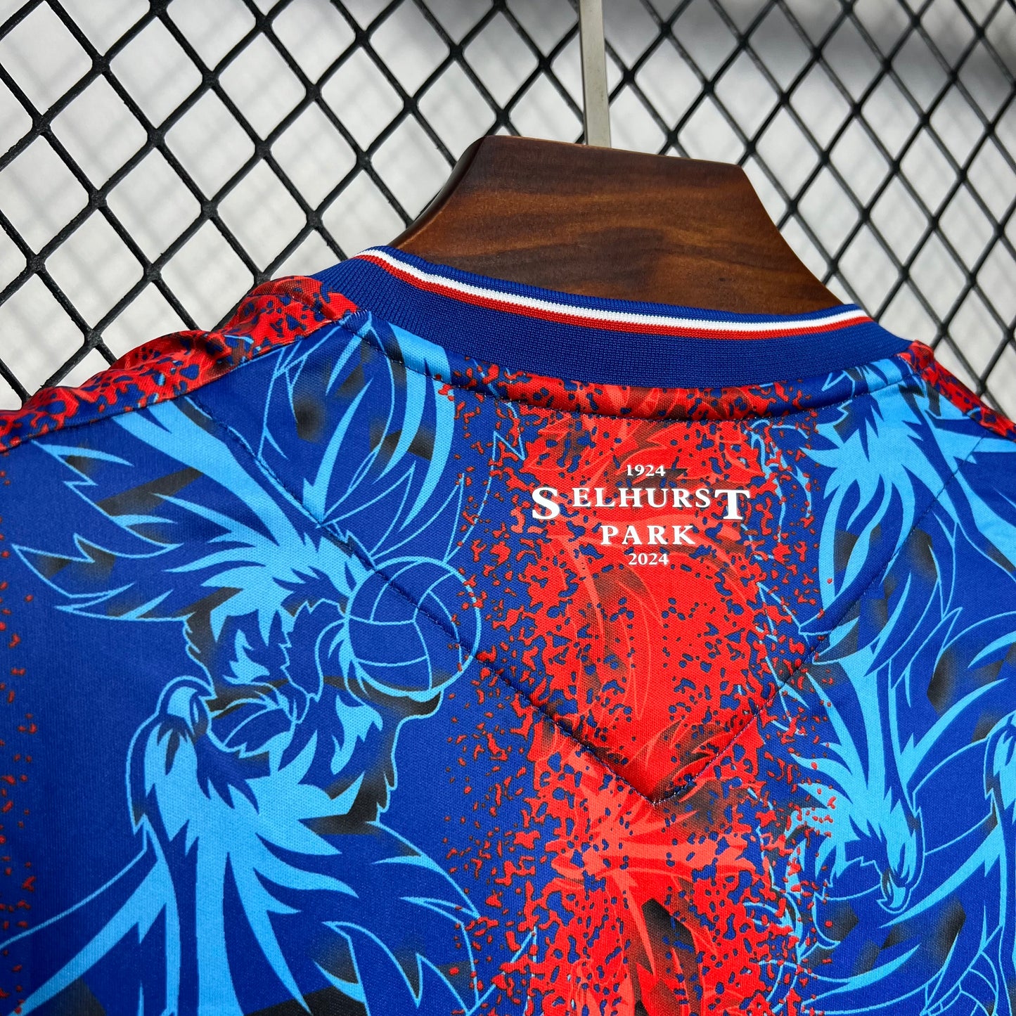 Camisola Crystal Palace FC 2024/25 - Principal