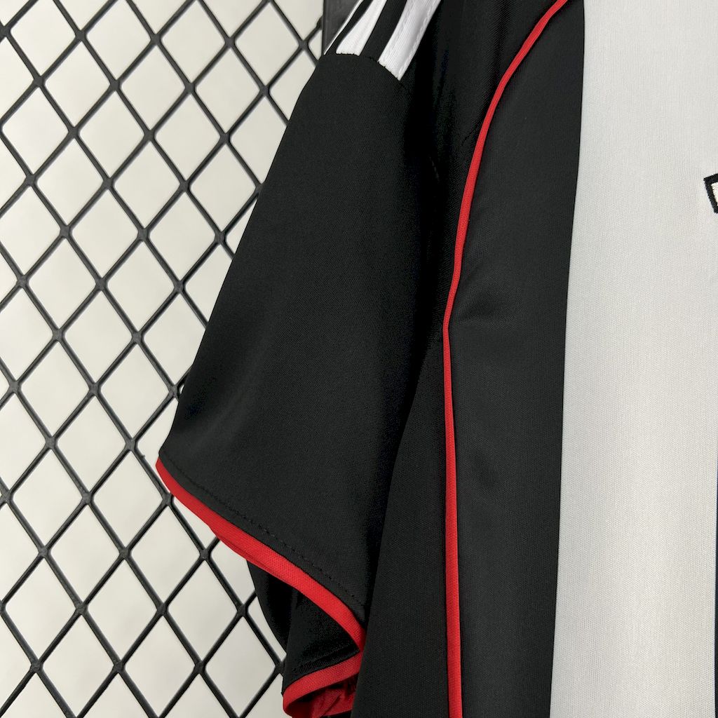 Camisola Besiktas 2025/2026 - Alternativo