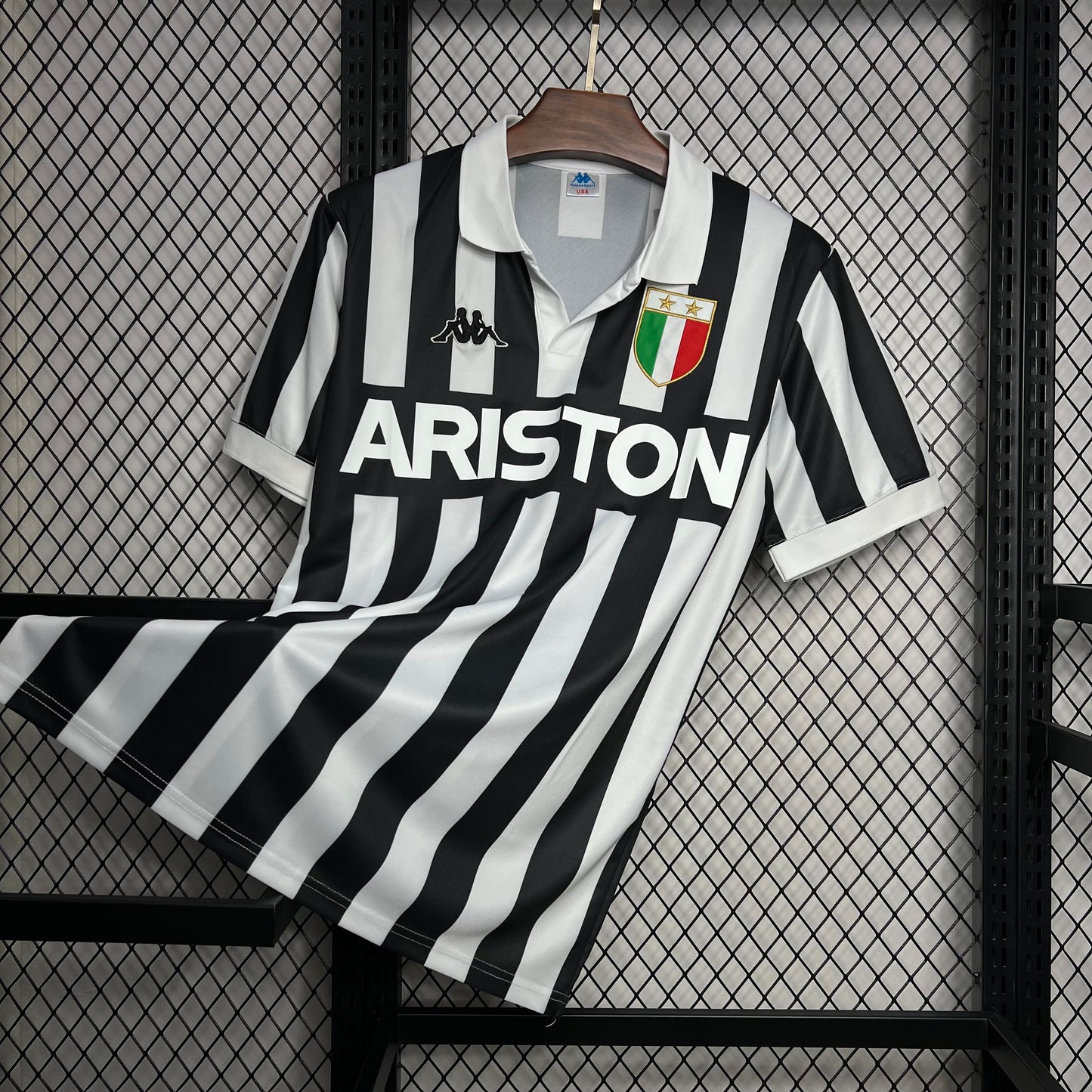 Camisola Retro Juventus 1984/1985 - Principal
