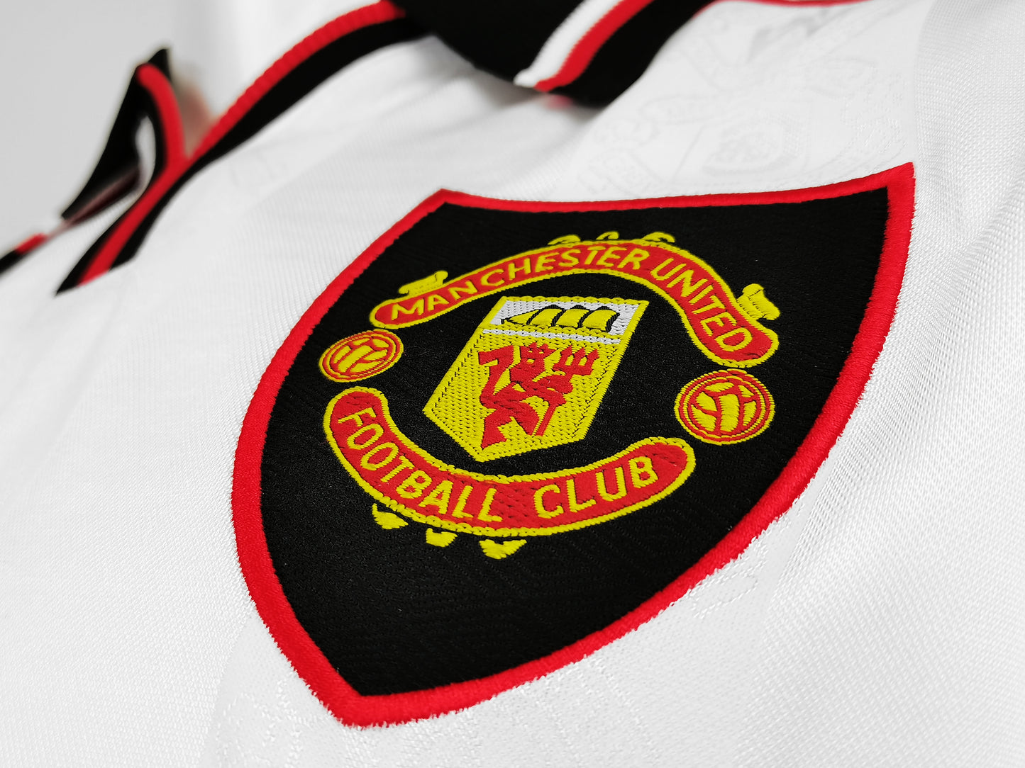Camisola Comprida Retro Manchester United 1998/1999 - Alternativo