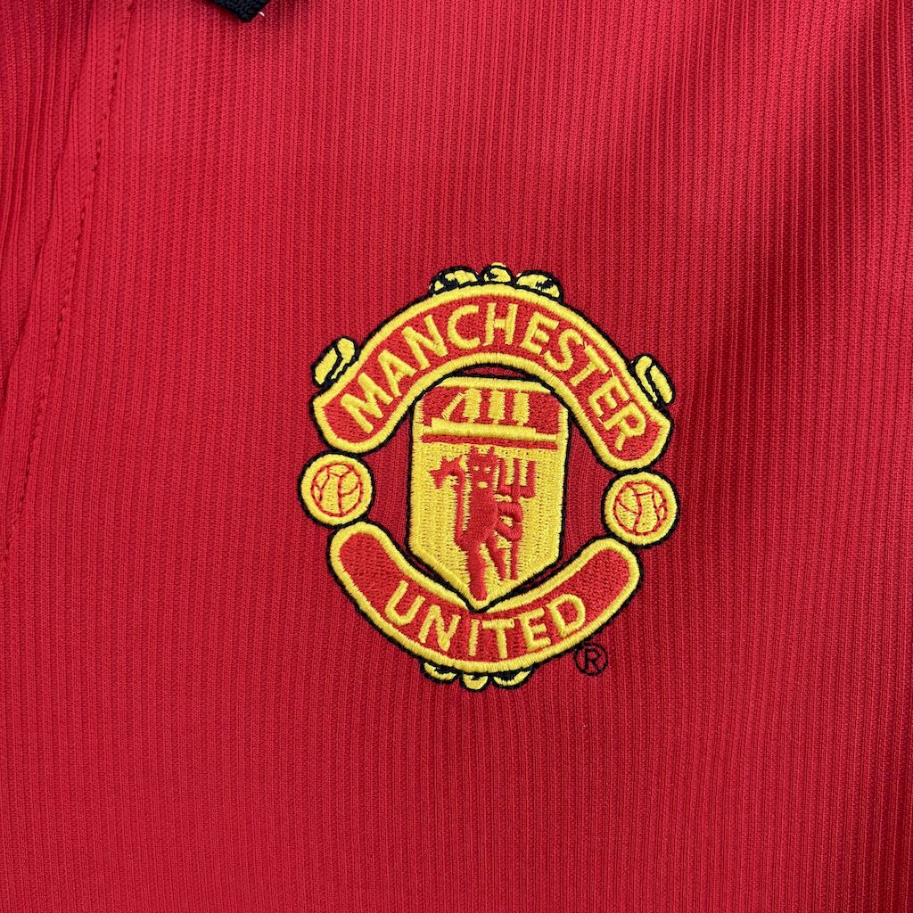 Camisola Comprida Retro Manchester United 1998/1999 - Principal