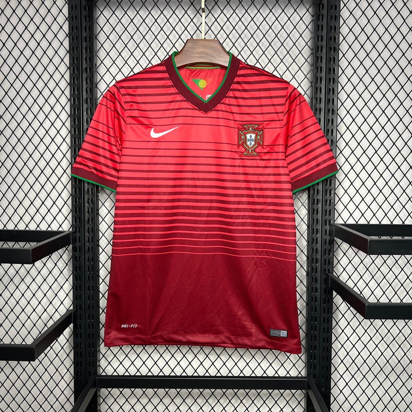 Camisola Cristiano Ronaldo 7 Nacional Retro Centenária Portugal 2014/2015 - Principal