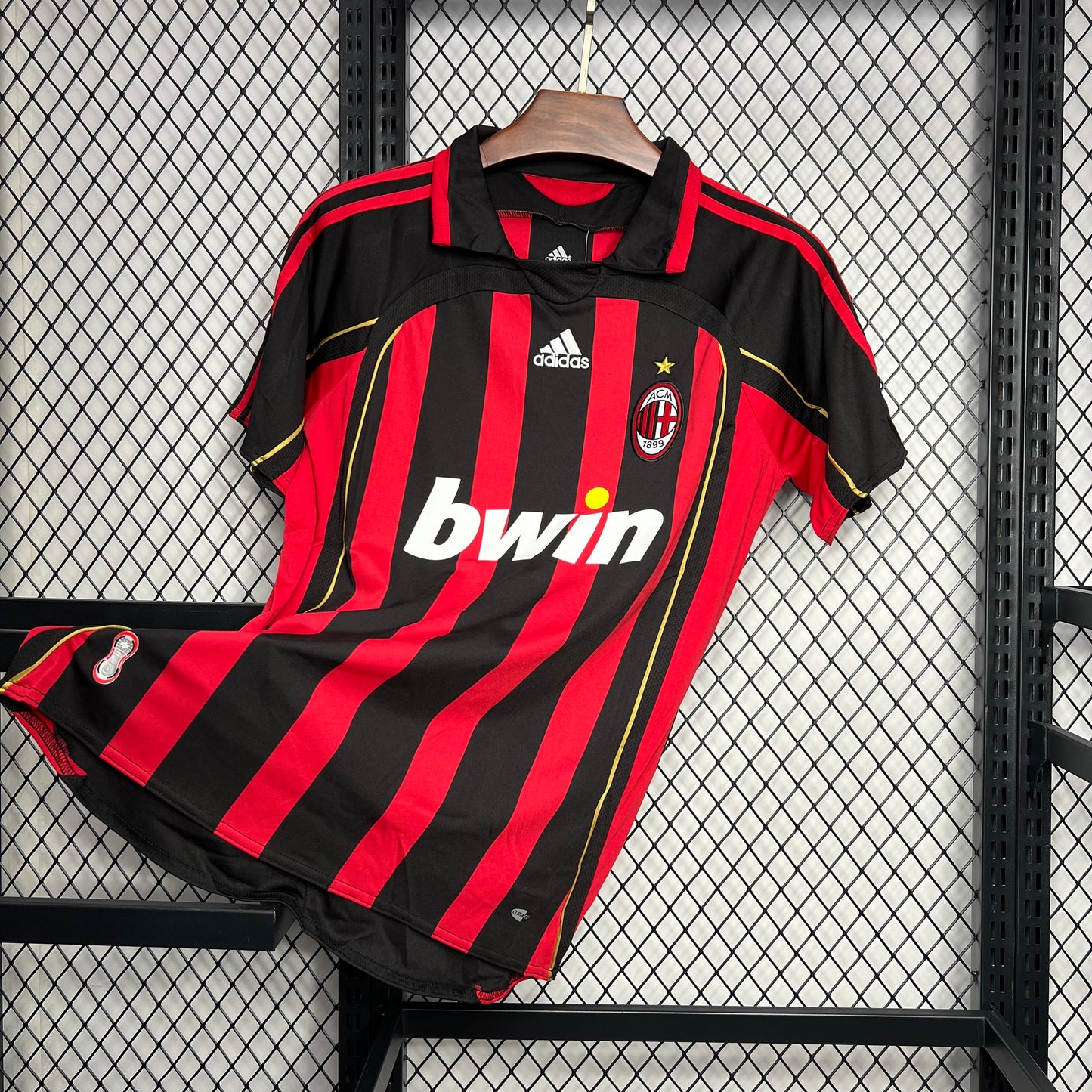 Camisola Retro AC Milan 2006/2007 - Principal