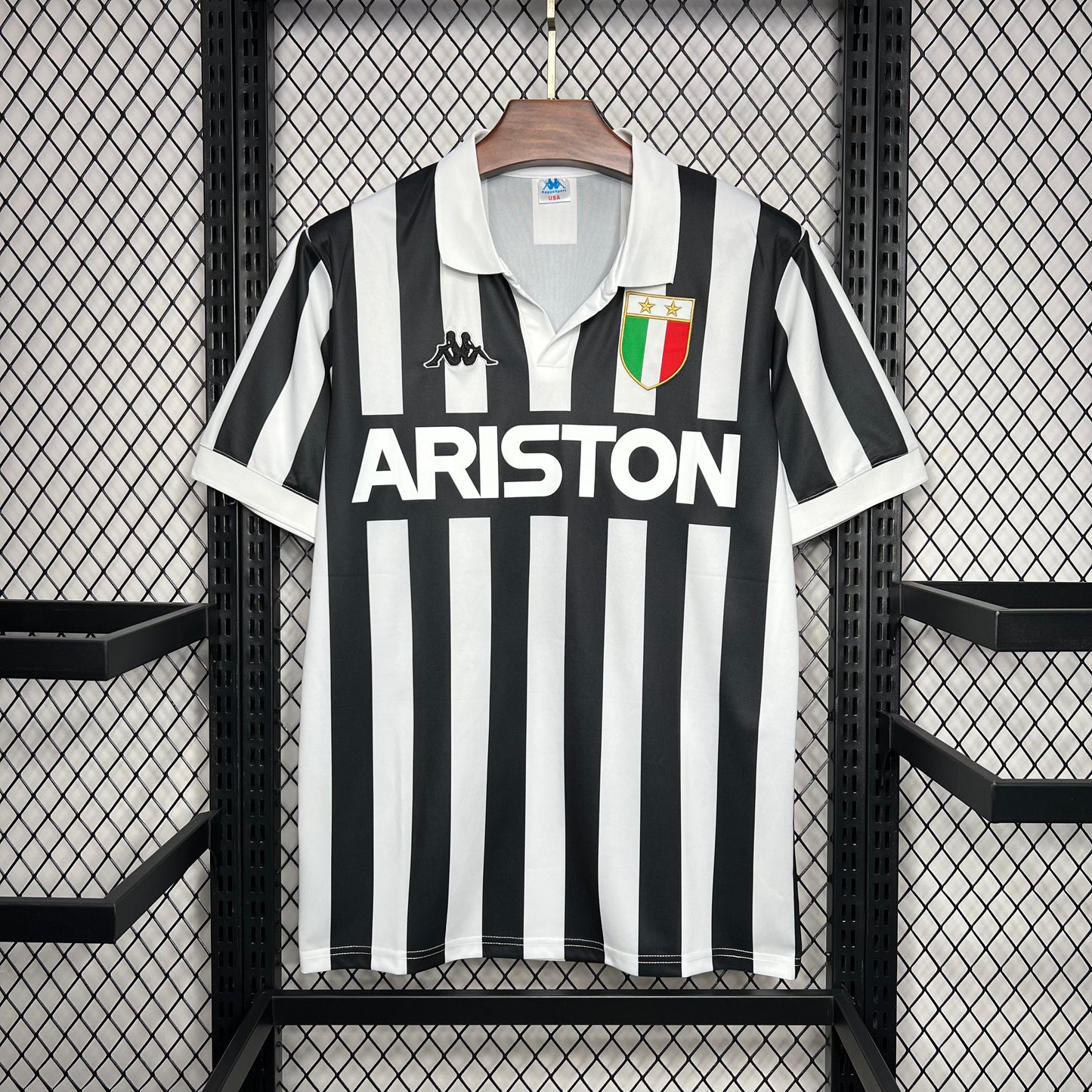 Camisola Retro Juventus 1984/1985 - Principal