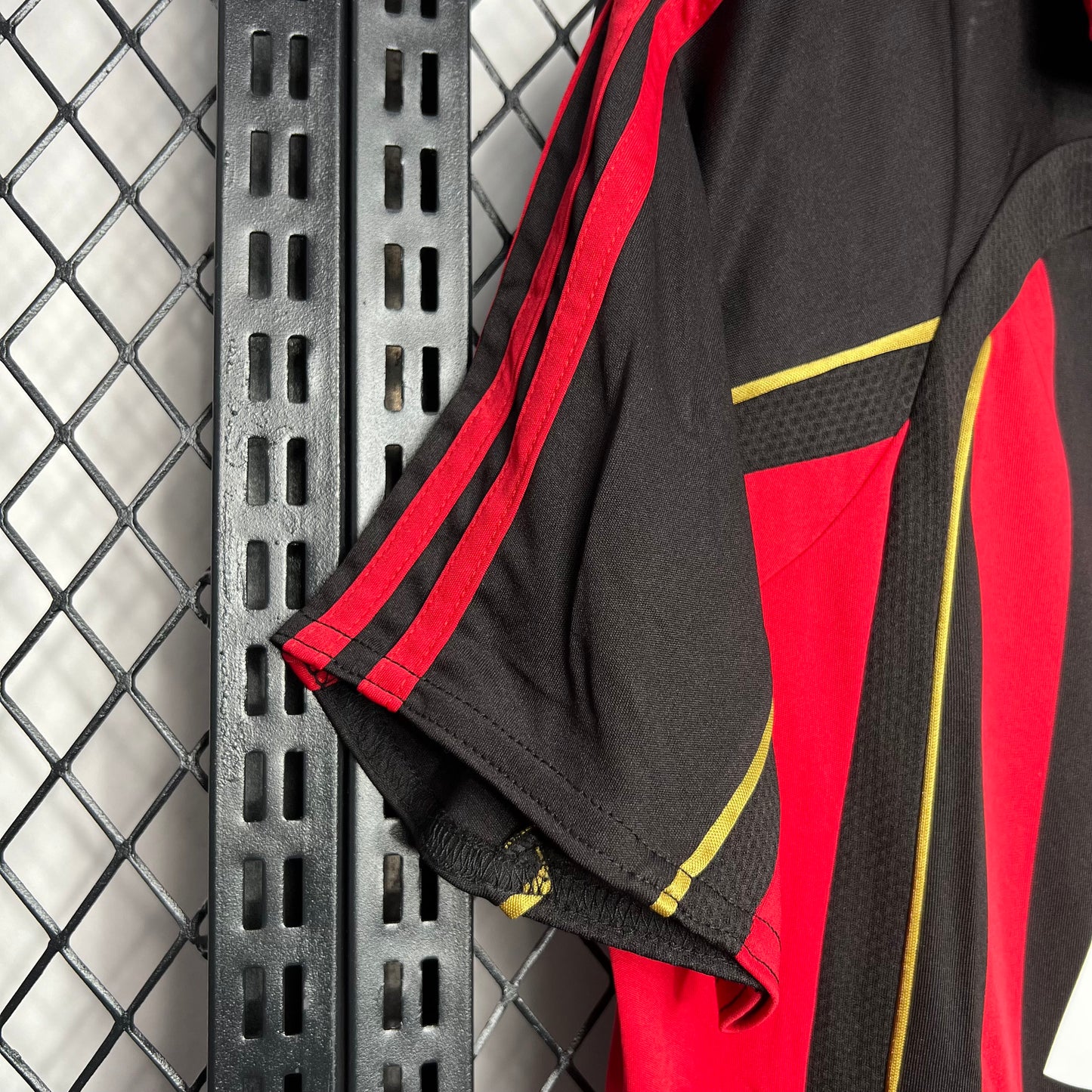 Camisola Retro AC Milan 2006/2007 - Principal