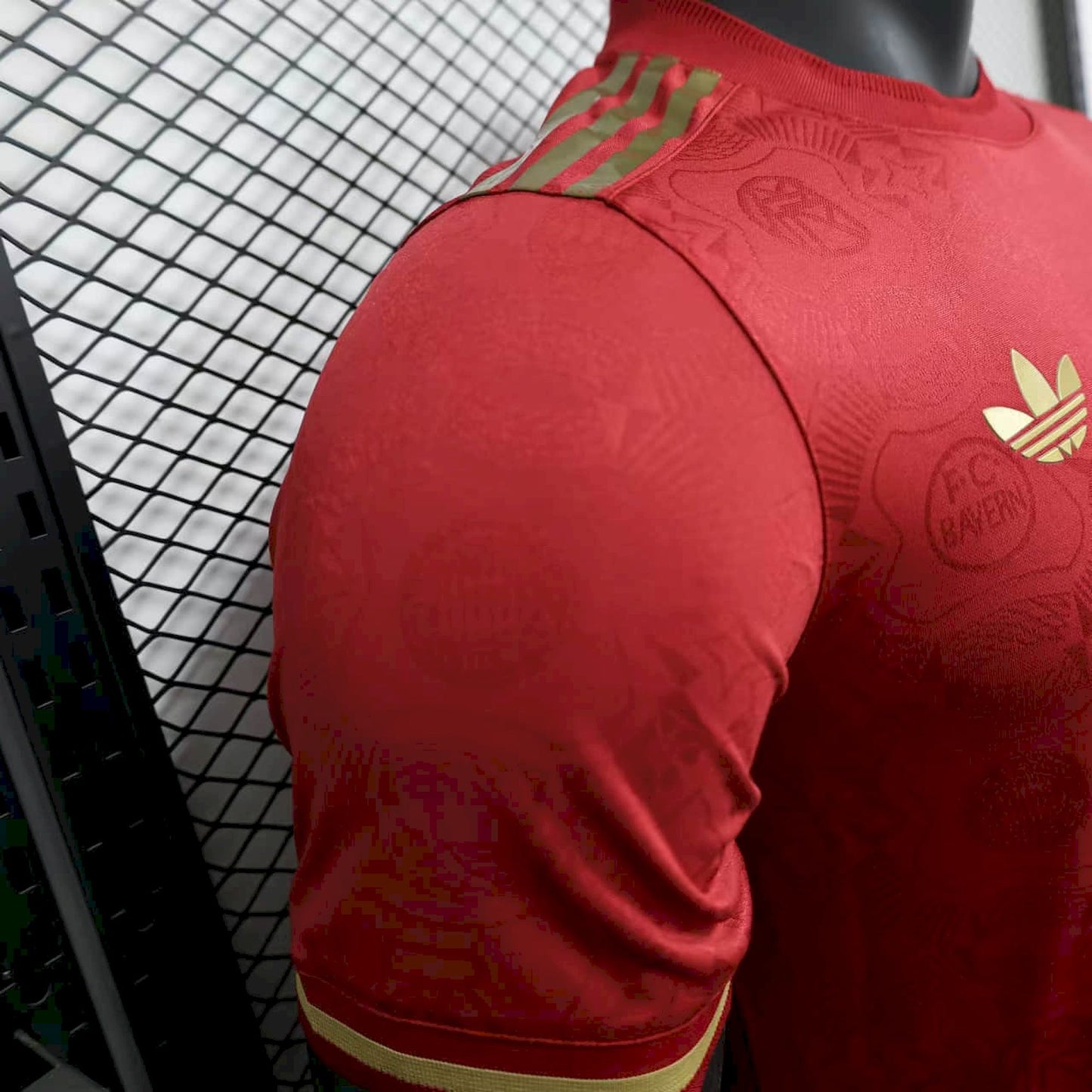 Camisola Bayern Munich 2025/2026 - Edição Especial 125 Anos