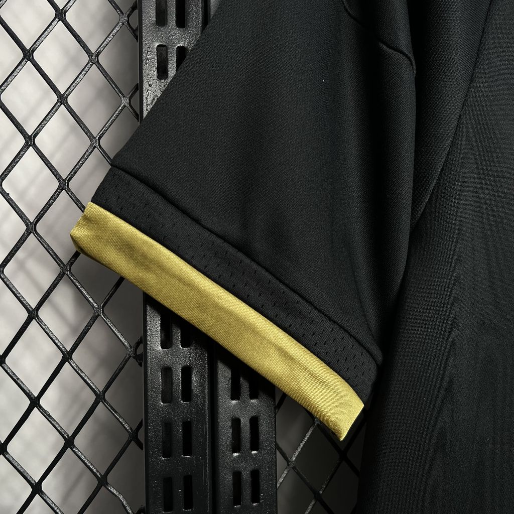 Camisola Retro Juventus 2015/2016 - 3.º Equipamento