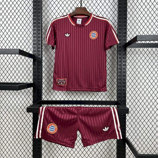 Conjunto Infantil Bayern Munich 2025/2026 - Terrace Icons Special Edition