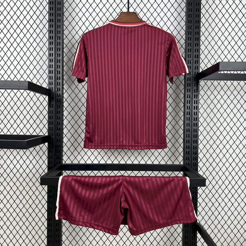 Conjunto Infantil Bayern Munich 2025/2026 - Terrace Icons Special Edition