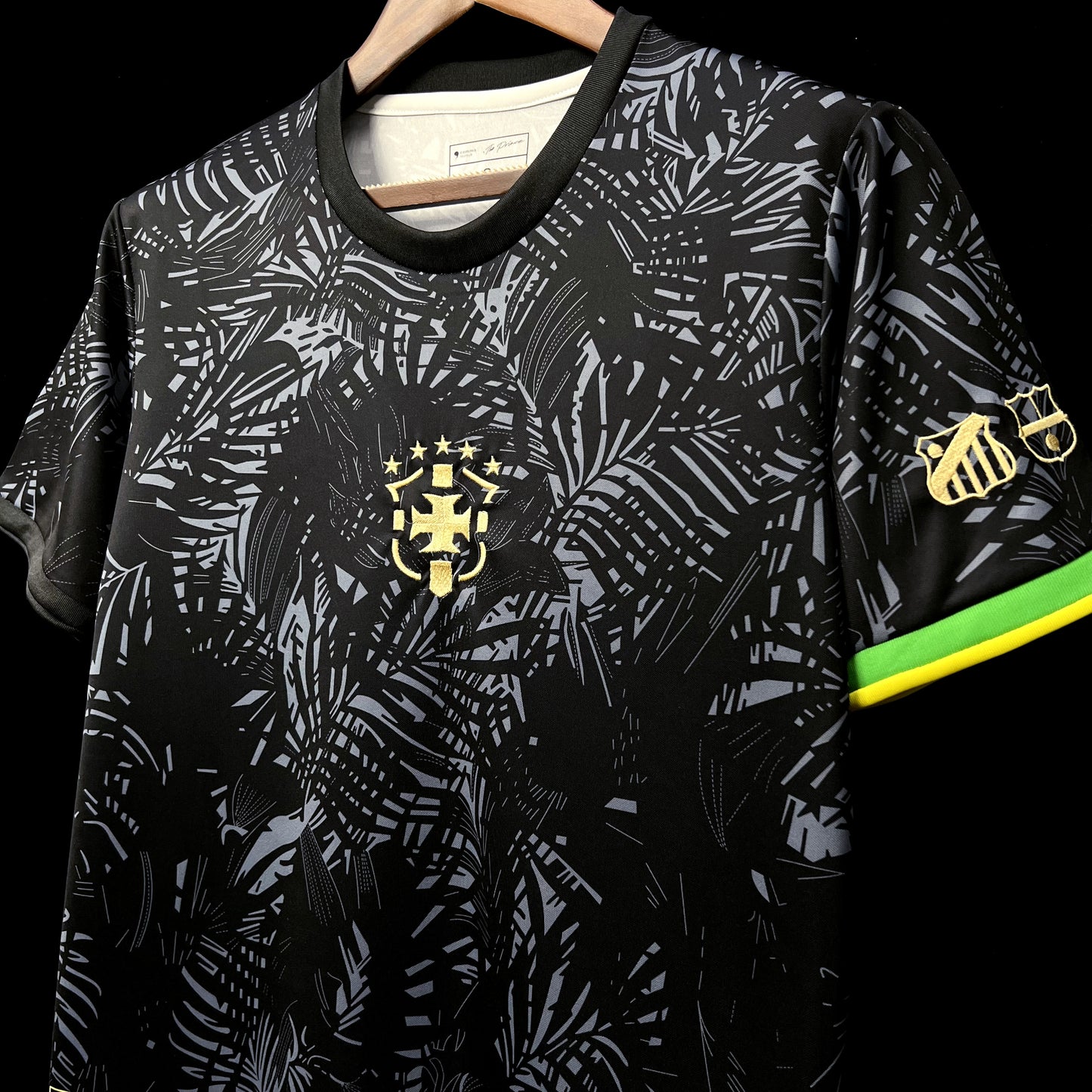 Camisola Nacional Retro Brazil 2023/2024 - Black Special Edition