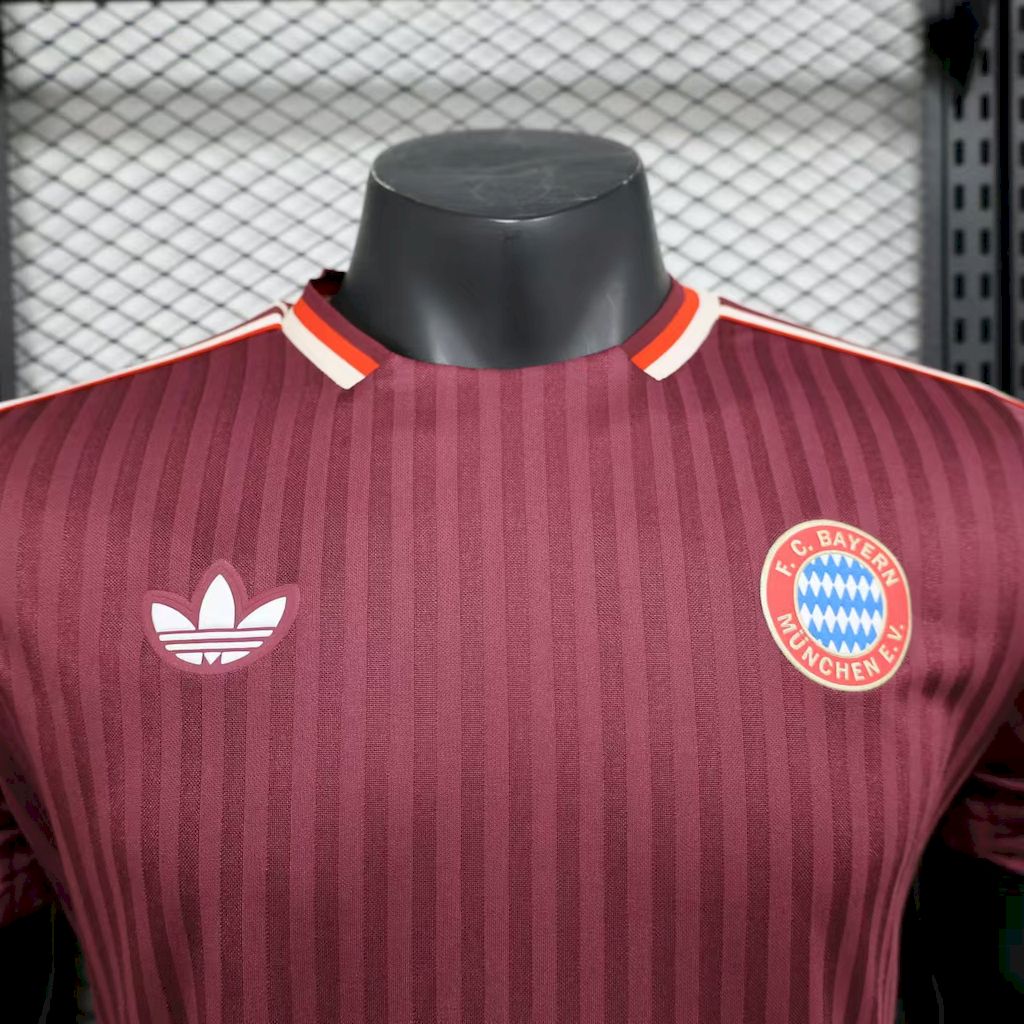 Camisola Bayern Munich 2025/2026 - Red Terrace Icons Edição Especial