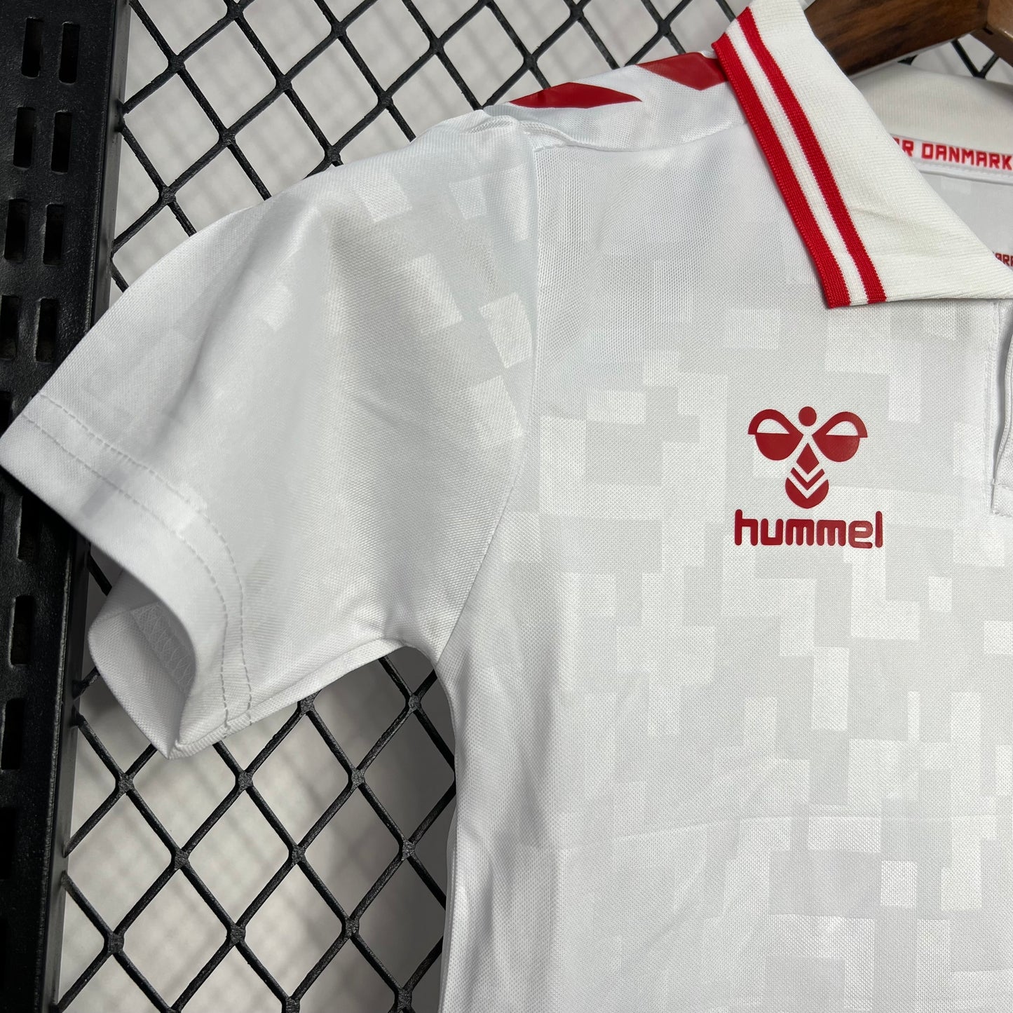 Conjunto Infantil Denmark 2024/2025 - Alternativo