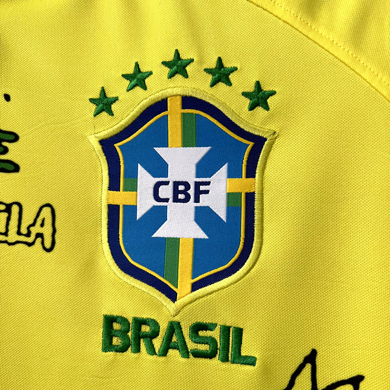 Camisola Nacional Retro Brazil 2022/2023 - Yellow Special Edition Graffiti Board