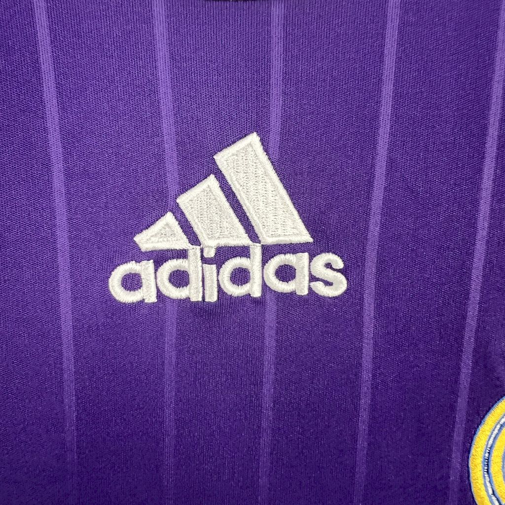 Camisola Retro Real Madrid 2006/2007 - 3.º Equipamento