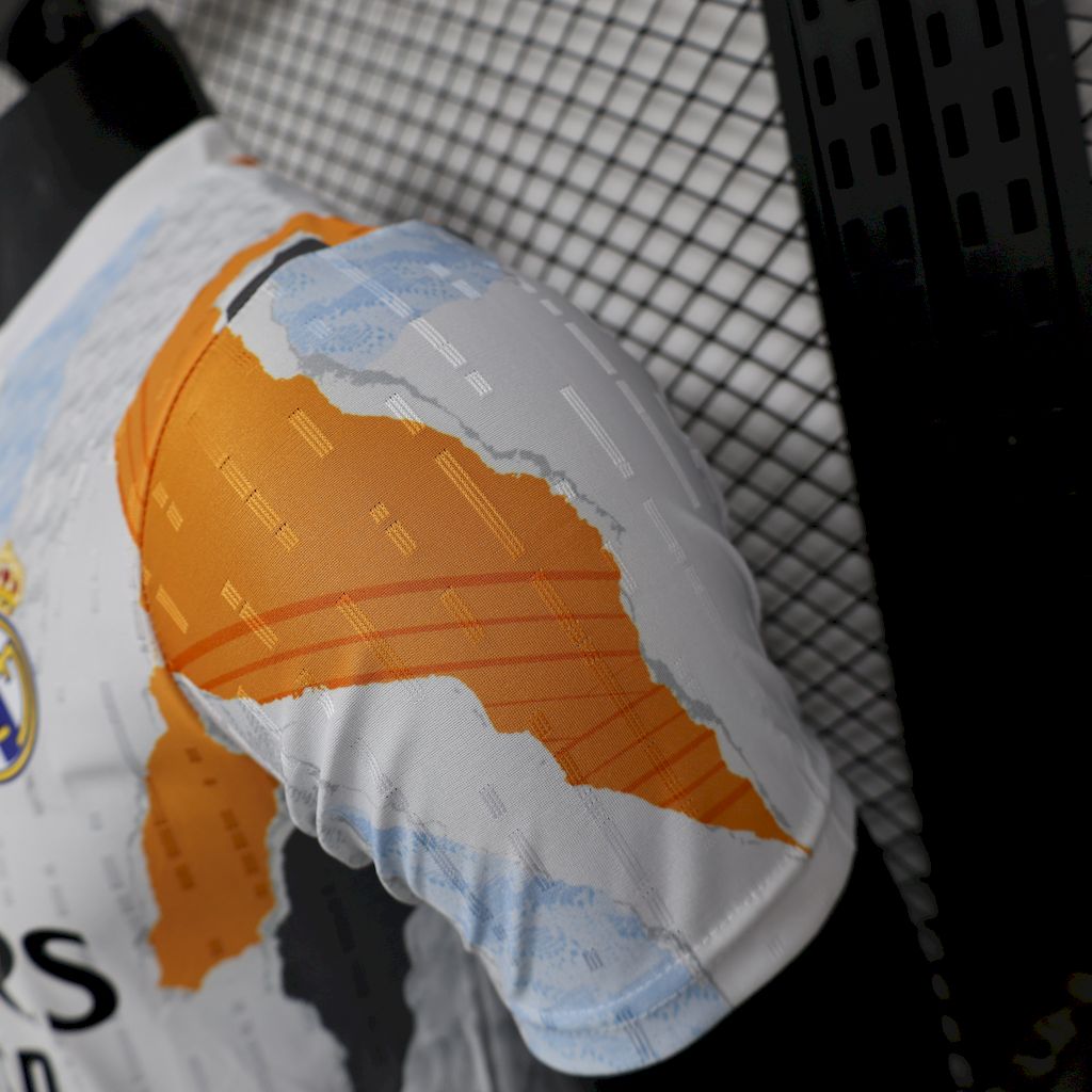 Camisola Real Madrid CF 2024/2025 - Pre-Match/Warm-Up
