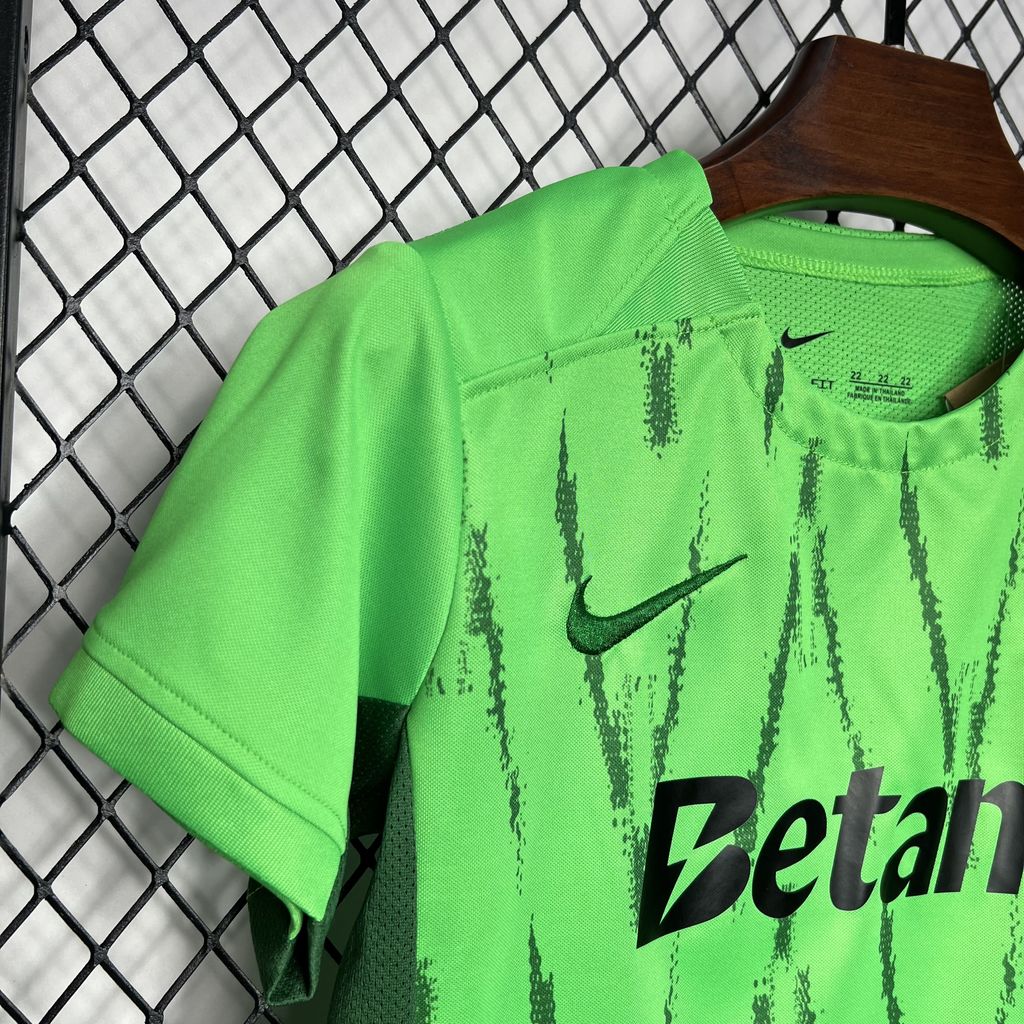 Conjunto Infantil Sporting CP 2024/2025 - 3.º Equipamento