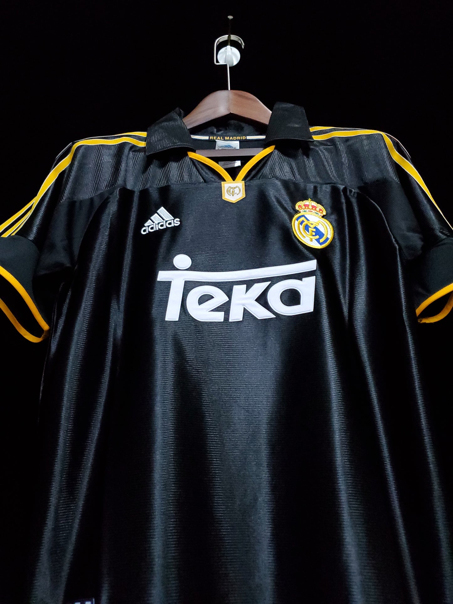 Camisola Retro Real Madrid 1998/1999 - Alternativo