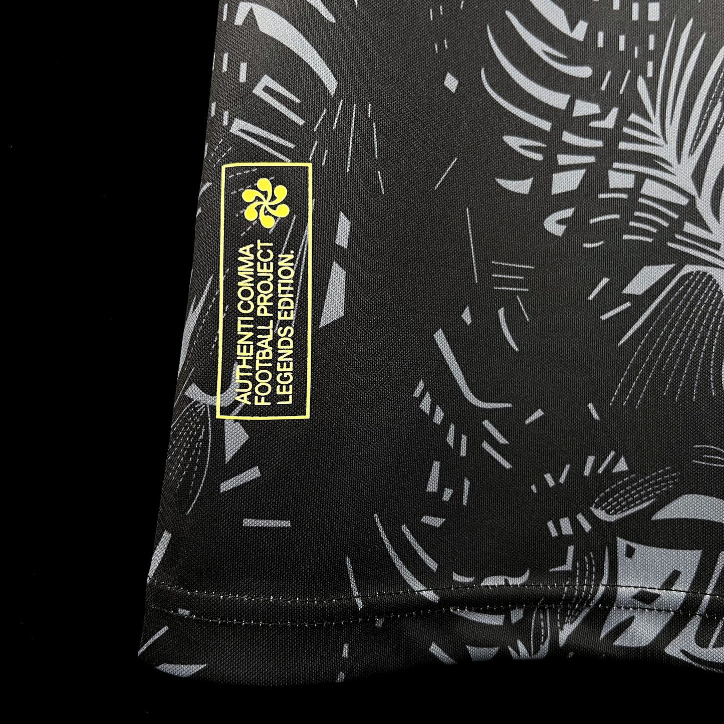 Camisola Nacional Retro Brazil 2023/2024 - Black Special Edition