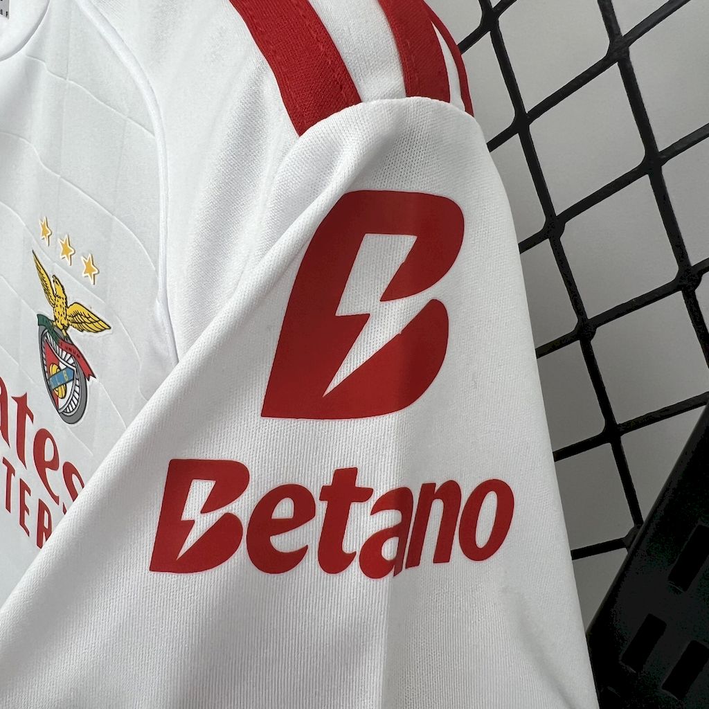 Conjunto Infantil SL Benfica 2025/2026 - 3.º Equipamento