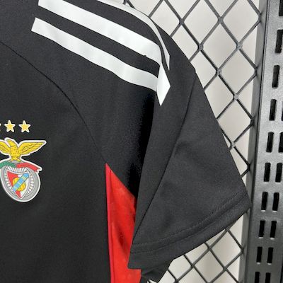 Conjunto Infantil SL Benfica 2025/2026 - Pré-Jogo/Treino