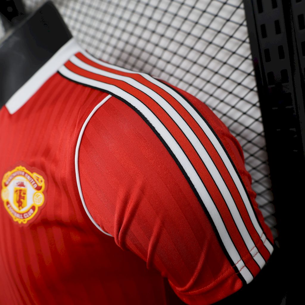 Camisola Manchester United FC 2025/2026 - Red Terrace Icons Special Edition