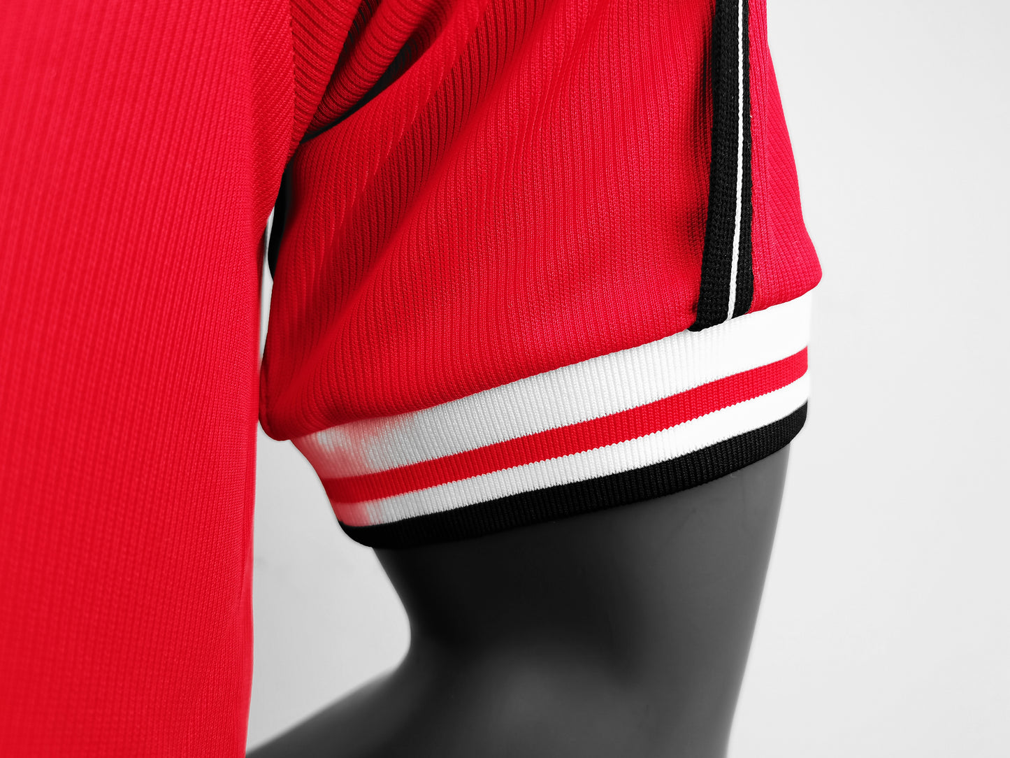 Camisola Retro Manchester United 1998/1999 - Principal