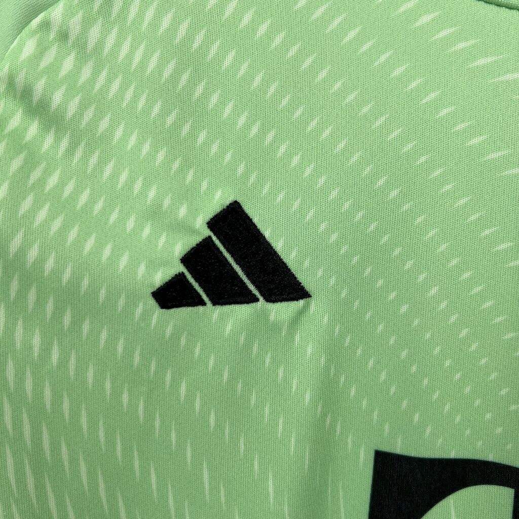 Conjunto Infantil Bayern Munich 2025/2026 - Goalkeeper Green