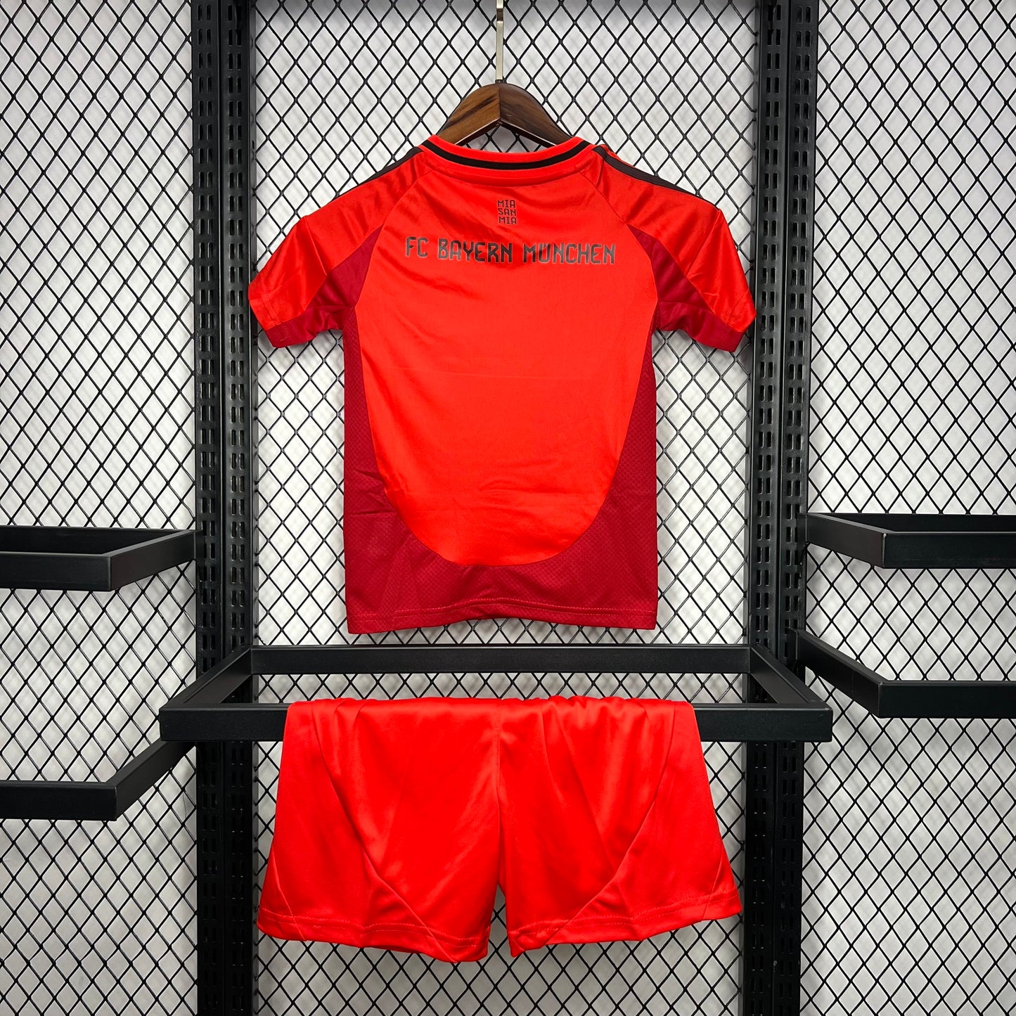 Conjunto Infantil Bayern Munich 2024/2025 - Principal