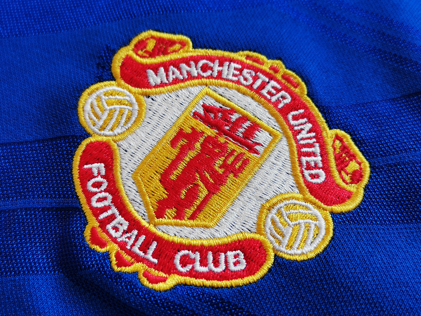 Conjunto Infantil Retro Manchester United 1986/1987 - 3.º Equipamento